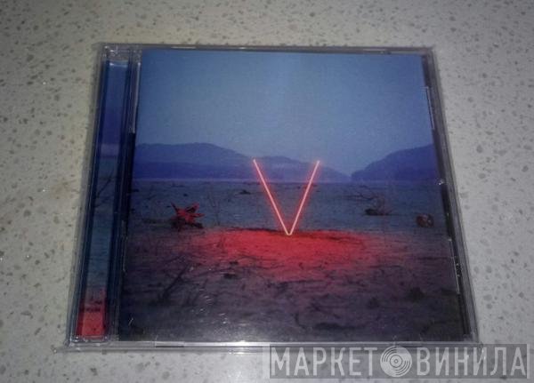 Maroon 5  - V