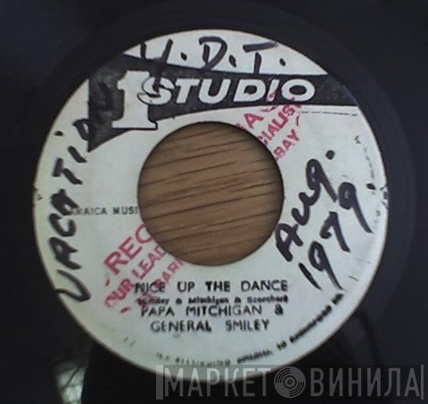 Michigan & Smiley - Nice Up The Dance