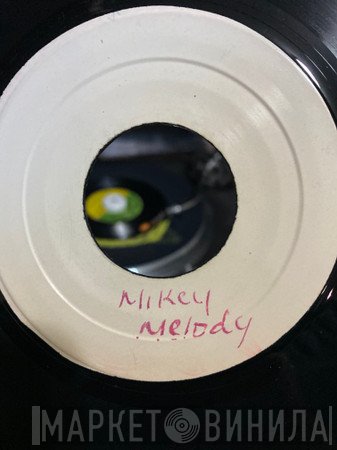 Mikey Melody  - Roots Lady