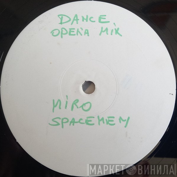 Miro   - Spaceman