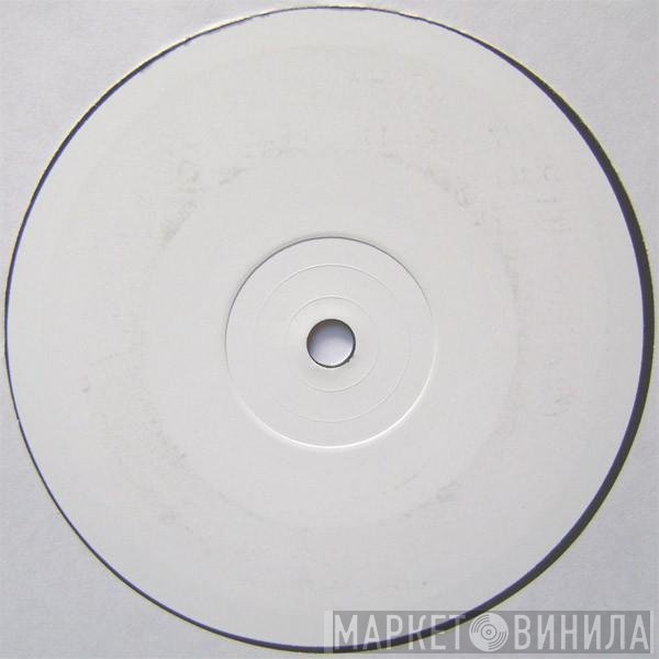 Motive , BCee, Amaning - Freezeframe / The Great Deflate