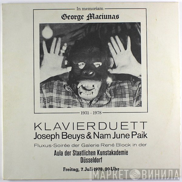 Nam June Paik, Joseph Beuys - In Memoriam George Maciunas: Klavierduett