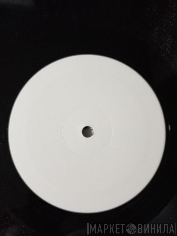 No Love, Zhara Honey - Disconnection