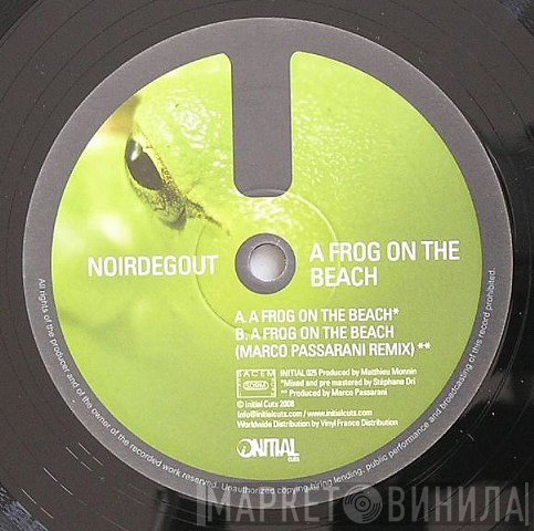 Noirdegout - A Frog On The Beach