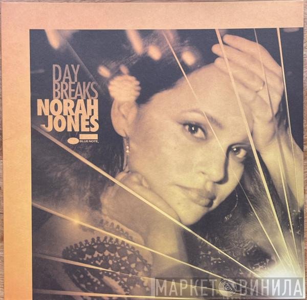 Norah Jones  - Day Breaks
