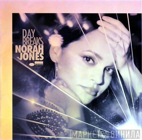 Norah Jones  - Day Breaks