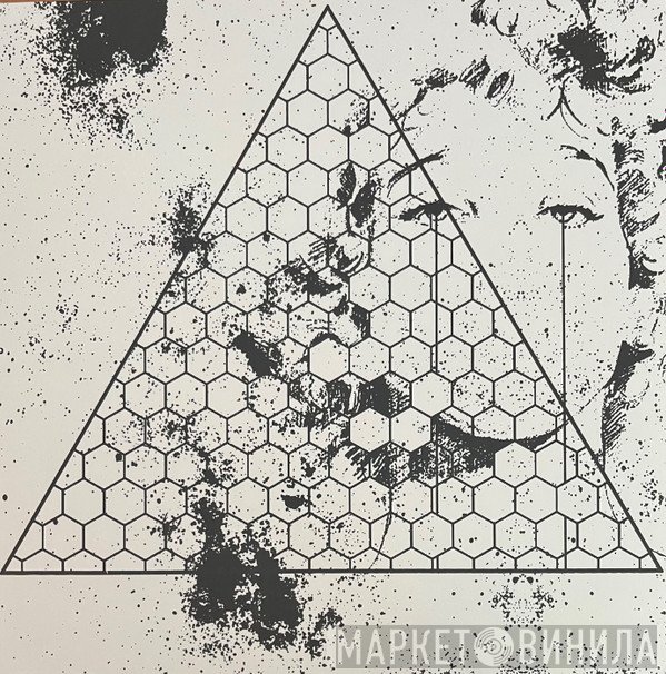 Oneohtrix Point Never - Betrayed In The Octagon