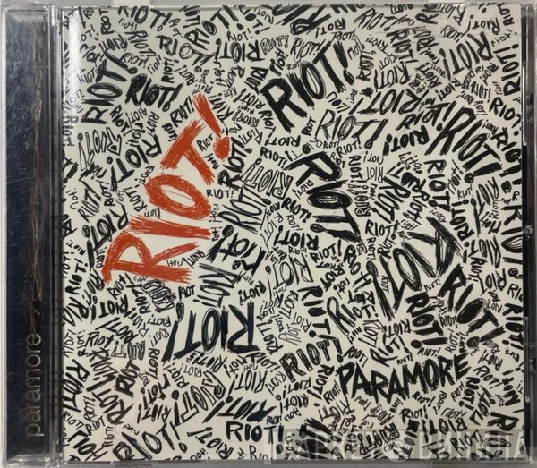 Paramore  - Riot!