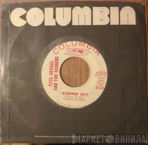Paul Revere & The Raiders  - Steppin' Out