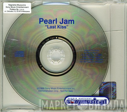 Pearl Jam  - Last Kiss