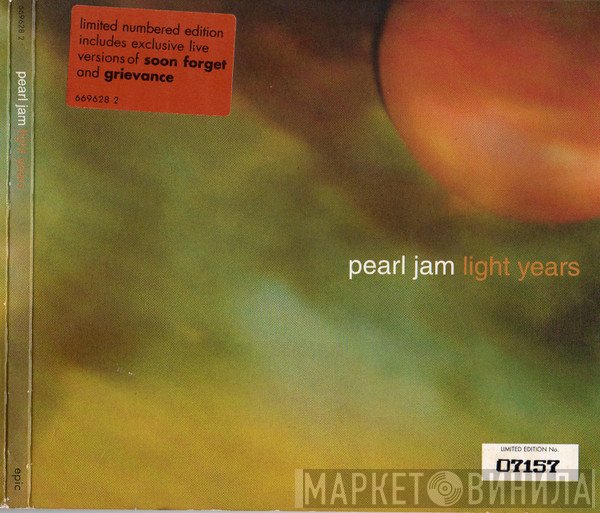 Pearl Jam  - Light Years