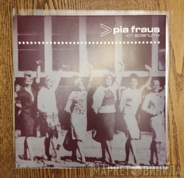 Pia Fraus  - In Solarium