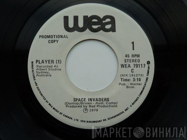 Player [1]  - Space Invaders