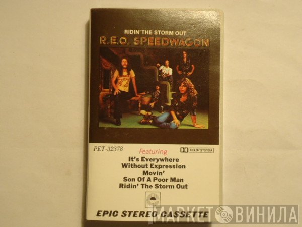 REO Speedwagon  - Ridin' The Storm Out