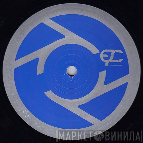 Raiden / Pyro & Prode  - Off License / The Rush