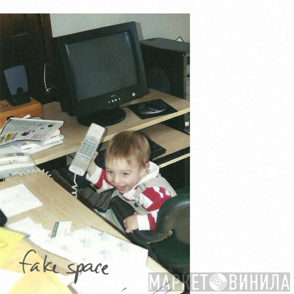 Reversed Reference  - Fake Space