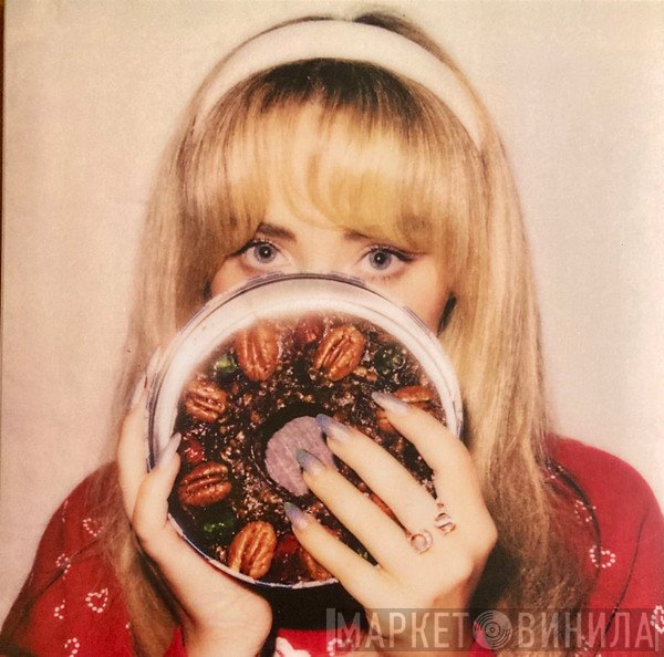 Sabrina Carpenter - Fruitcake