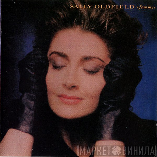 Sally Oldfield  - Femme