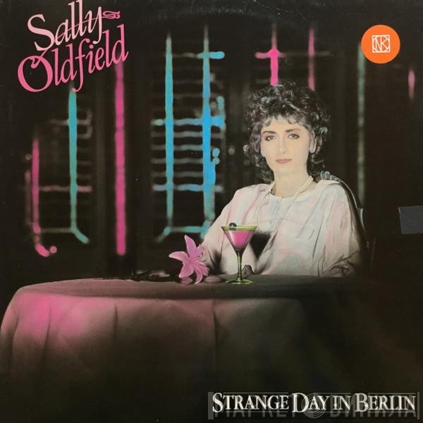Sally Oldfield  - Strange Day In Berlin