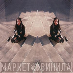 Samara Lubelski - Future Slip