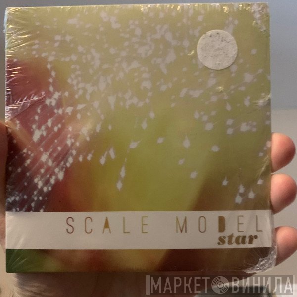 Scale Model  - Star