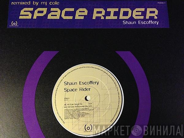 Shaun Escoffery - Space Rider