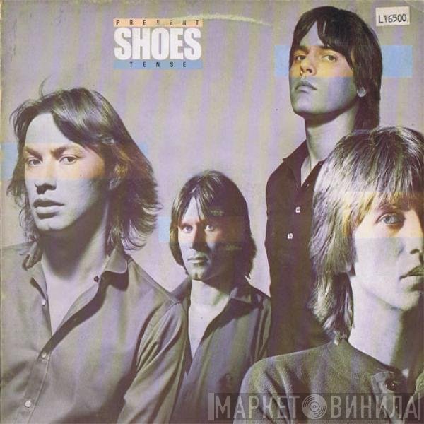 Shoes  - Present Tense