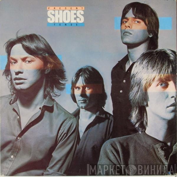 Shoes  - Present Tense