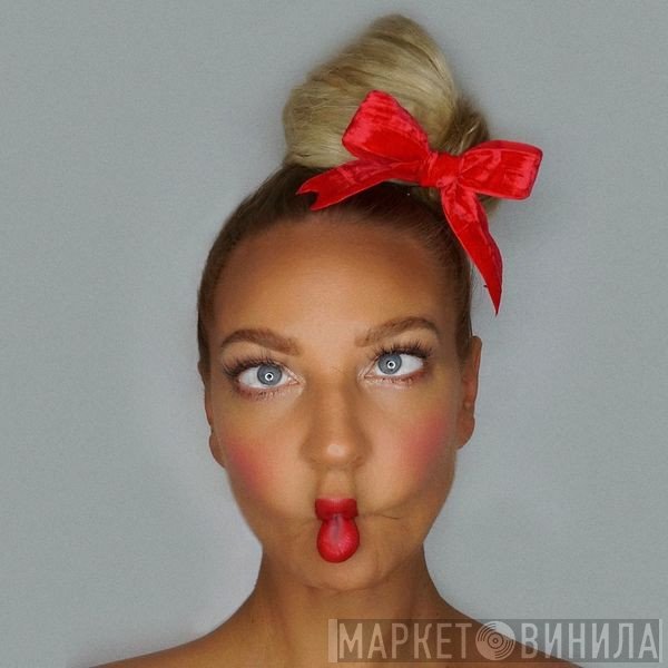 Sia vs. David Guetta & Afrojack  - Helium