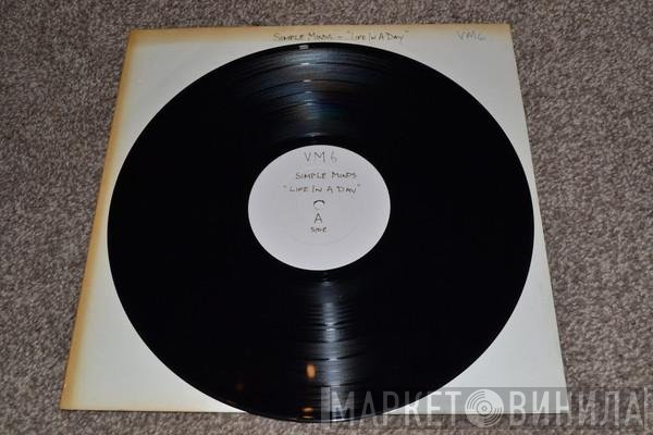 Simple Minds  - Life In A Day