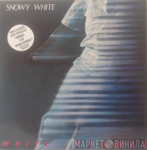 Snowy White - White Flames