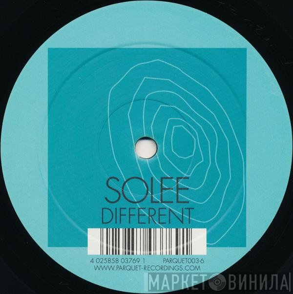 Solee  - Different