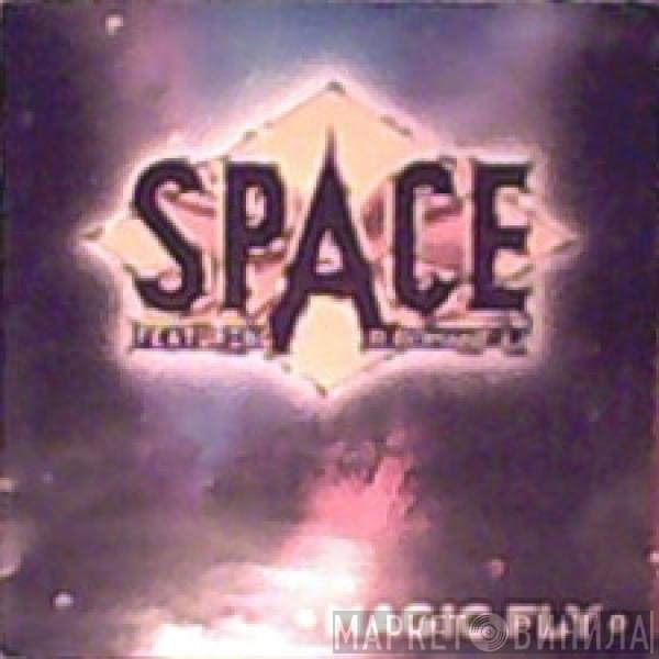 Space Featuring Roland Romanelli  - Magic Fly