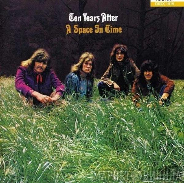 Ten Years After  - A Space In Time