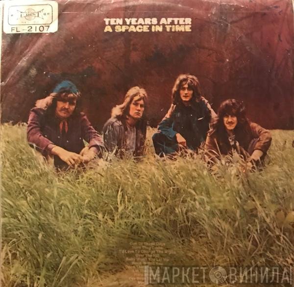 Ten Years After  - A Space In Time