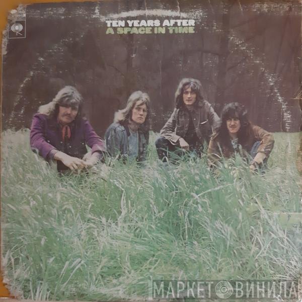 Ten Years After  - A Space In Time