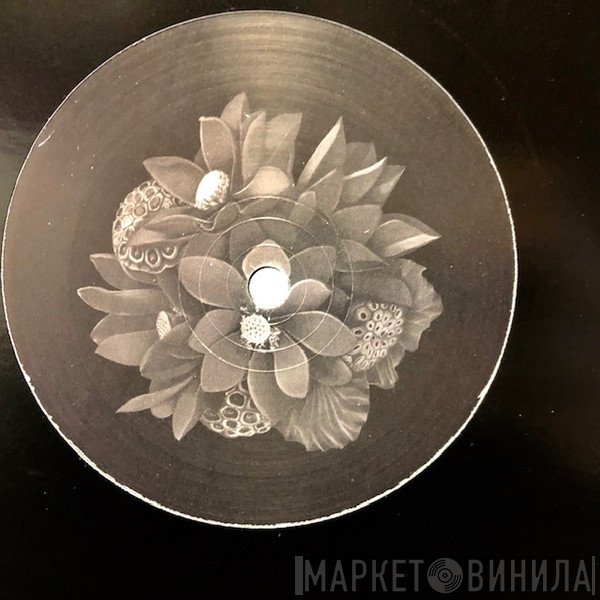 Terrence Parker, Iron Curtis - RMX002