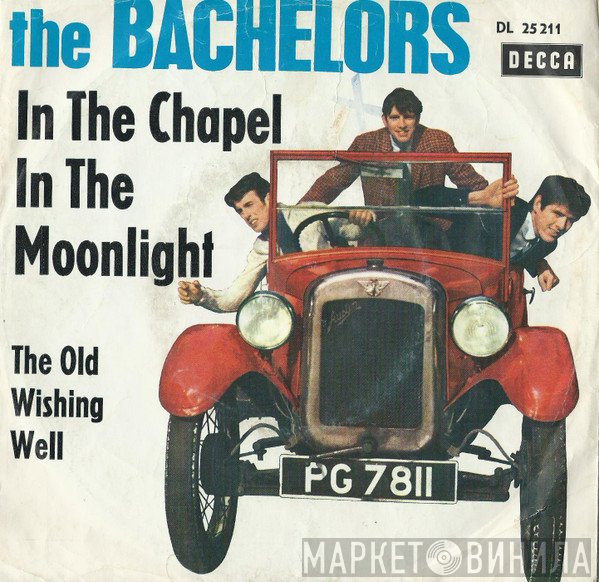 The Bachelors  - In The Chapel In The Moonlight