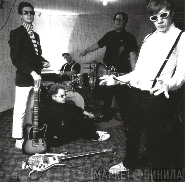 The Hives - A.K.A I-D-I-O-T