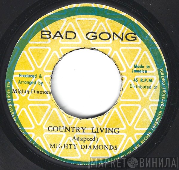 The Mighty Diamonds  - Country Living