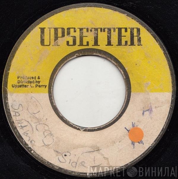 The Stingers / The Upsetters  - Forward Up / Forward (Version)