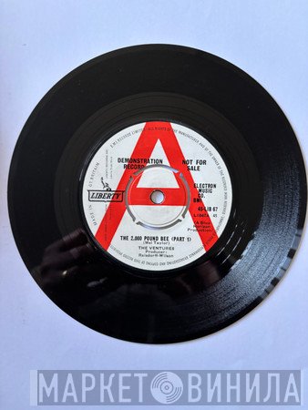 The Ventures - The 2,000 Pound Bee