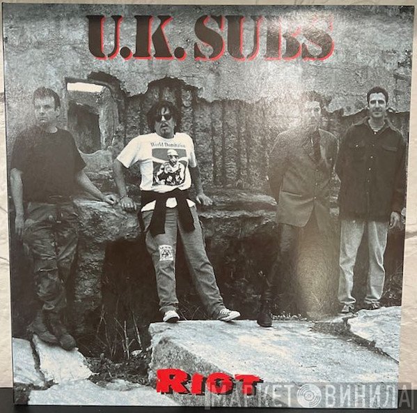 UK Subs  - Riot