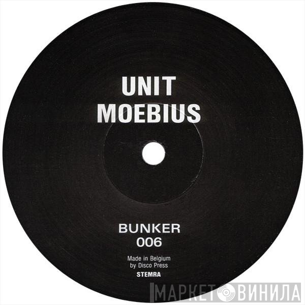 Unit Moebius  - Untitled