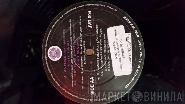 Vinyl Junkie Feat. Martina  / Sy & Unknown  - Anyone / Top Tune