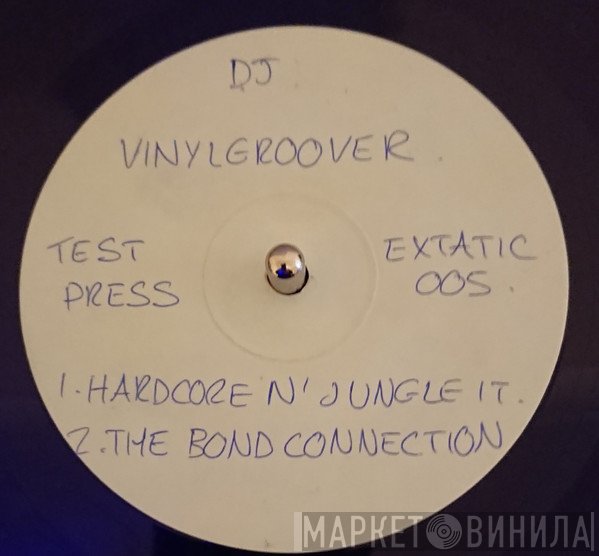 Vinylgroover  - Love Released