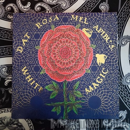 White Magic  - Dat Rosa Mel Apibus