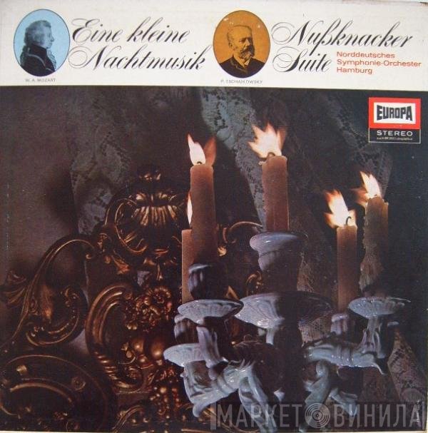 Wolfgang Amadeus Mozart, Pyotr Ilyich Tchaikovsky - Eine Kleine Nachtmusik / Nußknacker-Suite