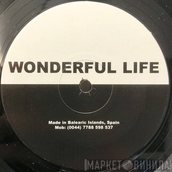  - Wonderful Life (Funky House Remix)