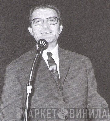 Γιώργος Οικονομίδης